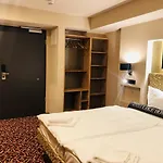 Elbgalerie Hotel